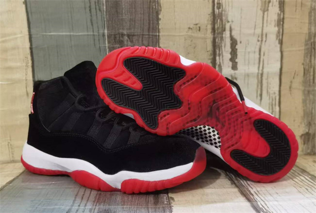 Women's Running weapon Air Jordan 11 Black 'Bred Velvet' Shoes 022